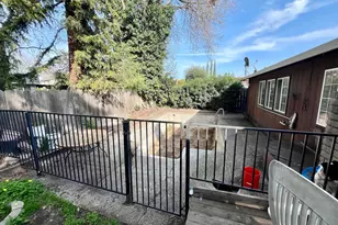 2715 Stanfield Dr, Stockton, CA 95209 - Photo 23