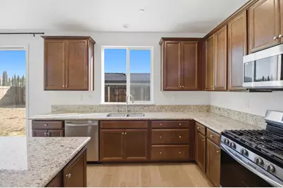 1860 Trinity Court, Los Banos, CA 93635 - Photo 7