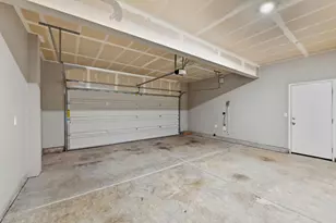 8217 Kossum Wy, Elk Grove, CA 95624 - Photo 37