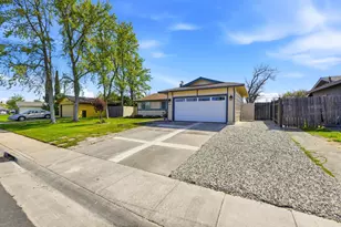 7019 Uranus Pkwy, Sacramento, CA 95823 - Photo 3