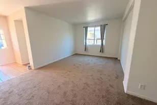 1717 E 13th St, Stockton, CA 95206 - Photo 9