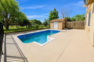 14305 Spyglass Cir, Chowchilla, CA 93610 - Photo 7