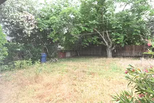 1359 Canal Farm Ln, Los Banos, CA 93635 - Photo 9