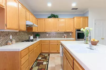 6472 Brook Hollow Circle, Stockton, CA 95219 - Photo 9