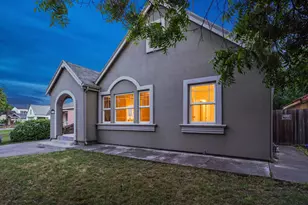 1670 W Poplar St, Stockton, CA 95203 - Photo 3