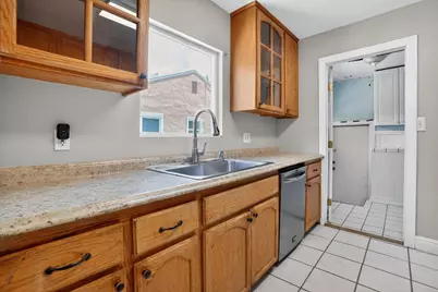 1670 W Poplar Street, Stockton, CA 95203 - Photo 17