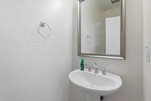 415 N Ventura St, Mountain House, CA 95391 - Photo 29