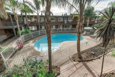 126 E Jamestown Street, Stockton, CA 95207 - Photo 7