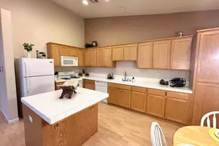 9408 Viridian Way, Elk Grove, CA 95624 - Photo 5