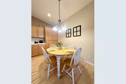 9408 Viridian Way, Elk Grove, CA 95624 - Photo 7