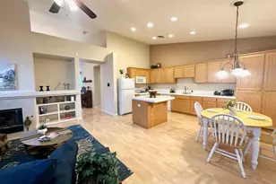 9408 Viridian Way, Elk Grove, CA 95624 - Photo 3