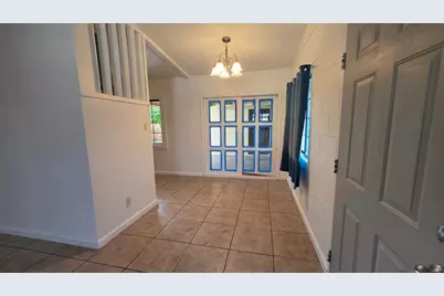 5725 Manmar Way, Sacramento, CA 95823 - Photo 5