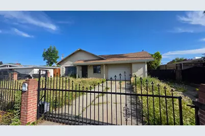 5725 Manmar Way, Sacramento, CA 95823 - Photo 1