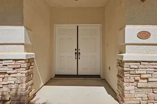 2579 Aurora Dr, Yuba City, CA 95991 - Photo 5