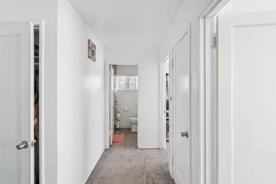 5207 Standish Rd, Sacramento, CA 95820 - Photo 9