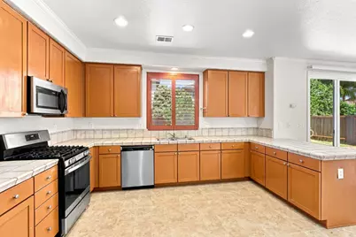 2129 Bartram Run Way, Stockton, CA 95212 - Photo 15