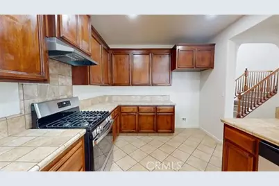 2555 S Lind, Fresno, CA 93725 - Photo 11