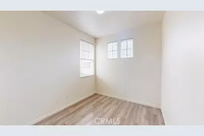 2555 S Lind, Fresno, CA 93725 - Photo 23