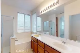 2555 S Lind, Fresno, CA 93725 - Photo 15