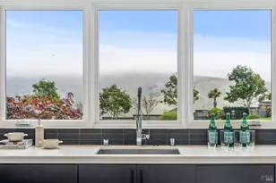 36 Starbuck Dr, Muir Beach, CA 94965 - Photo 7