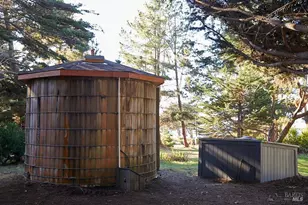 30200 N Hwy 1 Hwy, Fort Bragg, CA 95437 - Photo 23