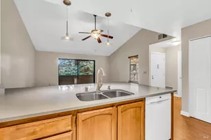 105 Nicholas Ct, Cotati, CA 94931 - Photo 13