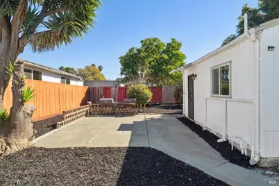 108 Mayo Avenue, Vallejo, CA 94590 - Photo 23