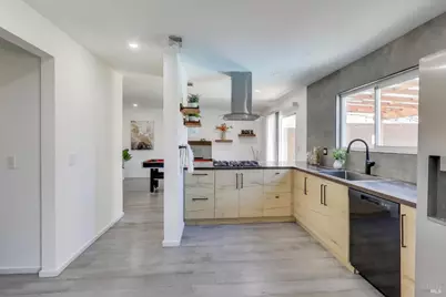 1210 Humphrey Drive, Suisun City, CA 94585 - Photo 11