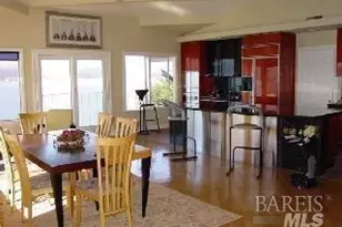 10 Cliff Rd, Belvedere, CA 94920 - Photo 19