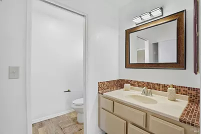 2100 Larchmont Circle, Fairfield, CA 94534 - Photo 33