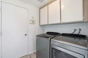 2100 Larchmont Cir, Fairfield, CA 94534 - Photo 37