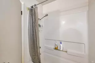 401 Lighthouse Dr, Vallejo, CA 94590 - Photo 25