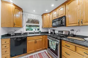 471 Roosevelt St, Napa, CA 94558 - Photo 11