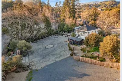 2170 Sir Francis Drake Boulevard, Fairfax, CA 94930 - Photo 45