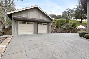 330 Chiquita Rd, Healdsburg, CA 95448 - Photo 21