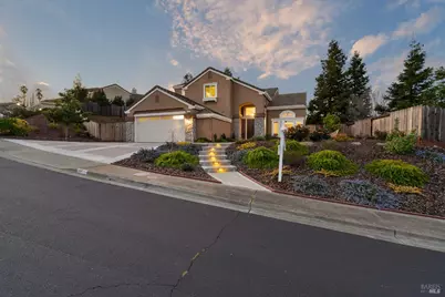 365 Allen Way, Benicia, CA 94510 - Photo 3