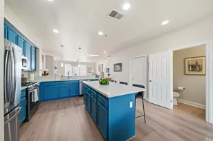 191 Johnson St, Windsor, CA 95492 - Photo 11