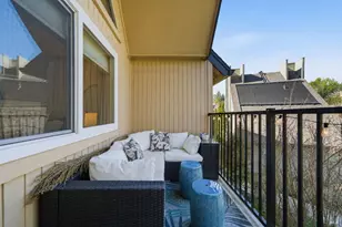 202 Foss Creek Cir, Healdsburg, CA 95448 - Photo 19