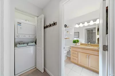 202 Foss Creek Circle #D, Healdsburg, CA 95448 - Photo 17