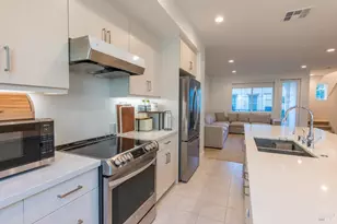 306 Rockview Rd, Novato, CA 94949 - Photo 15