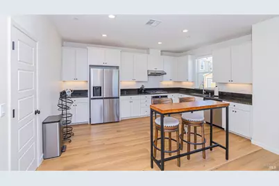 585 Sapphire Street, Petaluma, CA 94952 - Photo 23