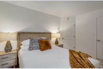 70 Stanford Way, Sausalito, CA 94965 - Photo 35