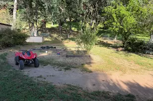 18670 Maple Leaf Ct, Hidden Valley Lake, CA 95467 - Photo 3