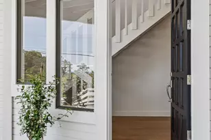 17 Longwood Dr, San Rafael, CA 94901 - Photo 9