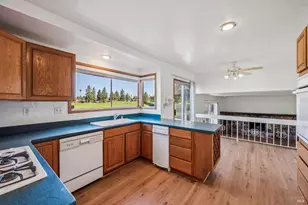 4987 Fern Pl, Rohnert Park, CA 94928 - Photo 11
