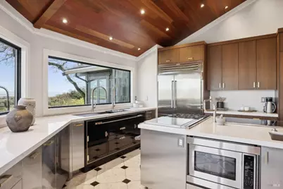 160 Crest Road, Novato, CA 94945 - Photo 31