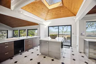 160 Crest Rd, Novato, CA 94945 - Photo 39
