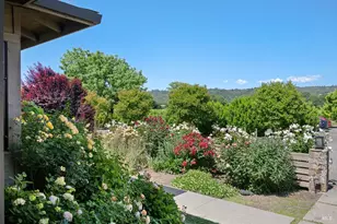 5091 Dry Creek Rd, Healdsburg, CA 95448 - Photo 21