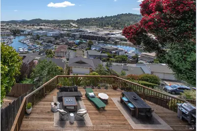 32 Alta Vista Way, San Rafael, CA 94901 - Photo 7