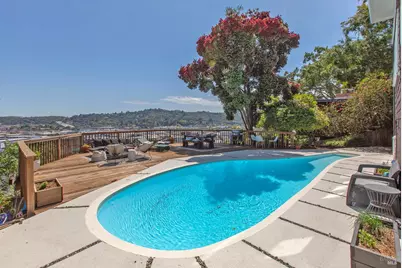 32 Alta Vista Way, San Rafael, CA 94901 - Photo 1